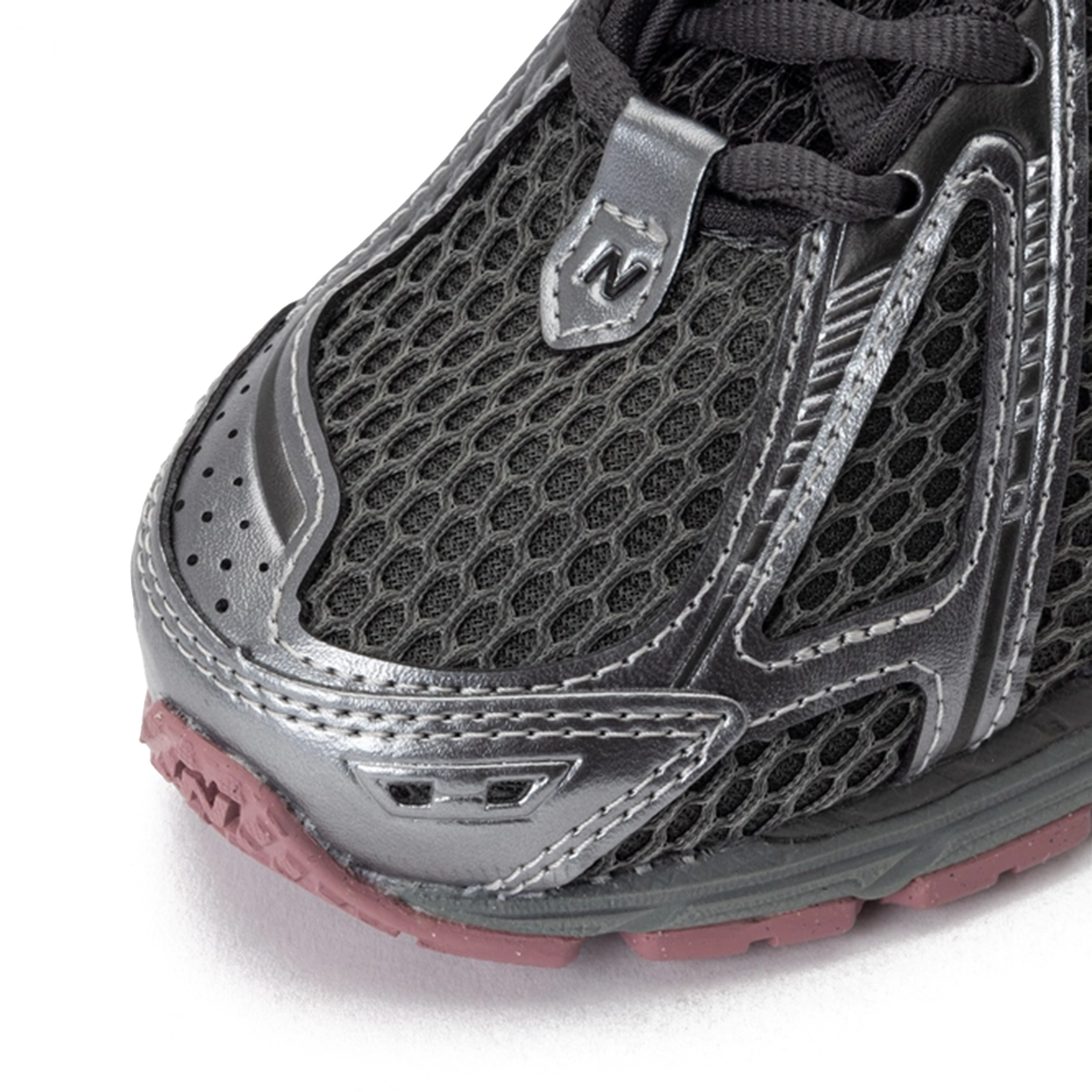 1906R v1 'Dark Silver Metallic Rosewood'