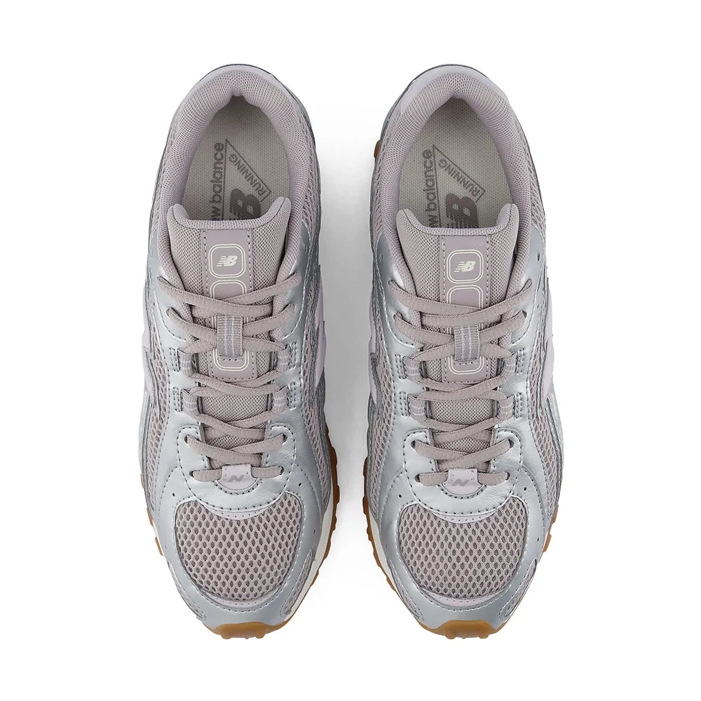 204L v1 'Truffle Salt Horizon Grey'